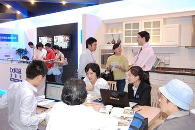 首届浙江家具节盛大开幕，意家乐加盟网络运营总监高杰畅谈行业新机遇